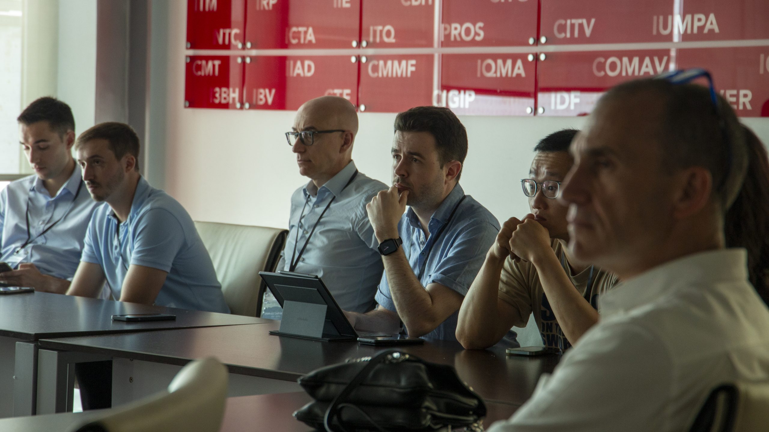 Photo of conference attendees